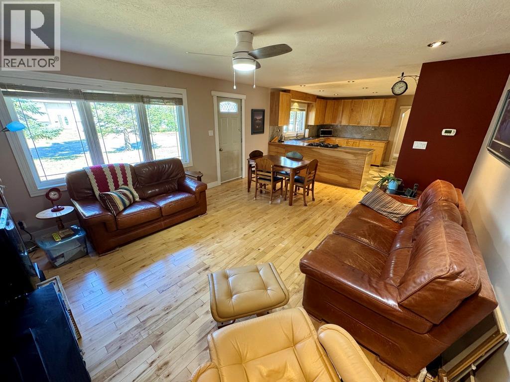 909 119 Avenue, Dawson Creek