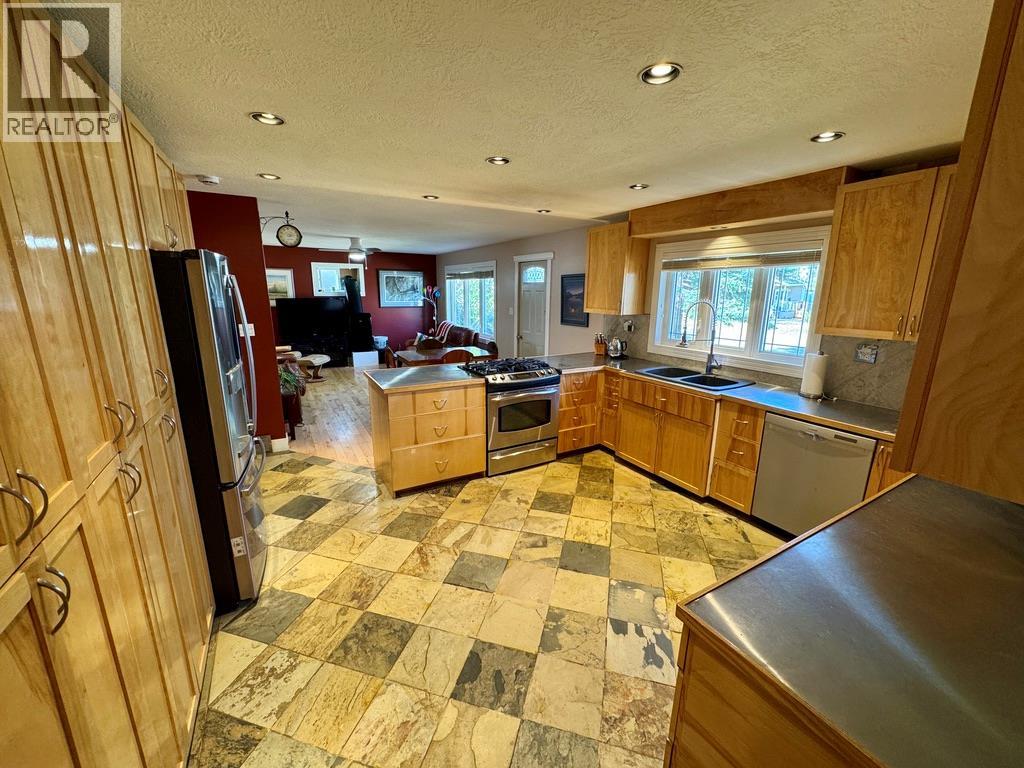 909 119 Avenue, Dawson Creek