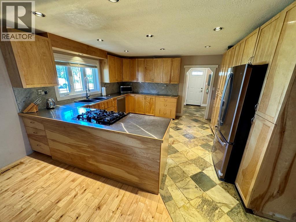 909 119 Avenue, Dawson Creek