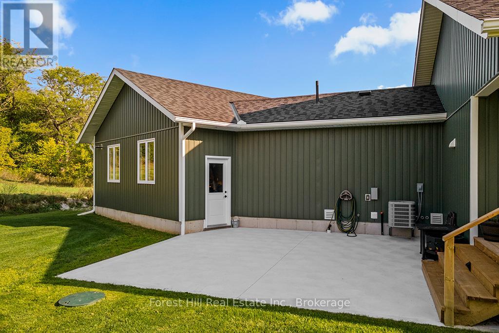 182 ALMA STREET, Chatsworth, Ontario