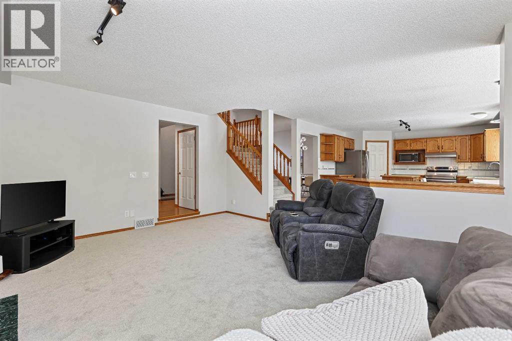 Single Family House for Sale in  Macewan Park View NW MacEwan Glen Calgary 