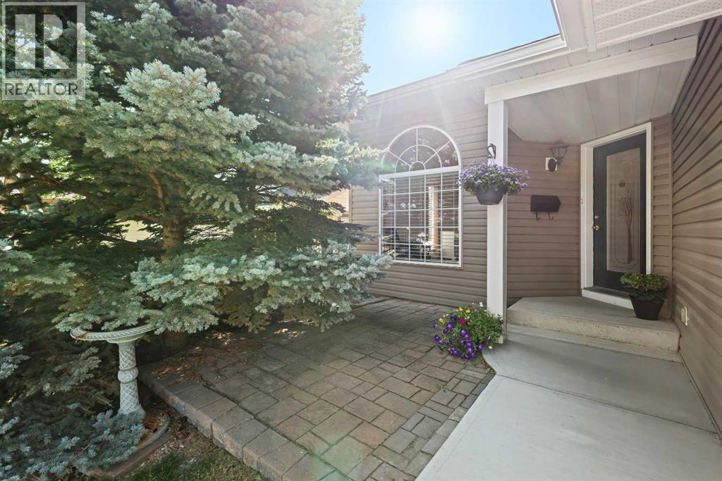 Single Family House for Sale in  Macewan Park View NW MacEwan Glen Calgary 