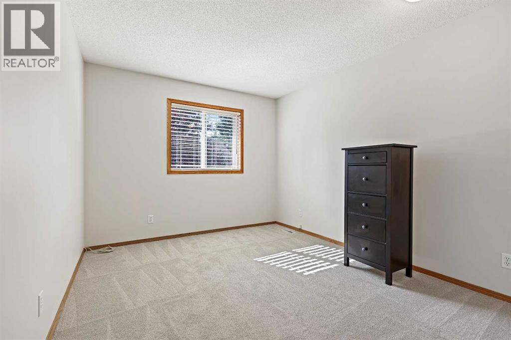 Single Family House for Sale in  Macewan Park View NW MacEwan Glen Calgary 
