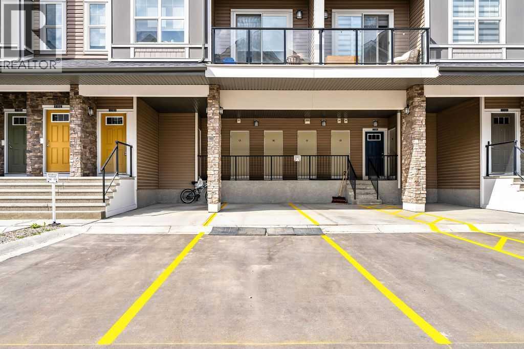 250 Fireside View, Cochrane