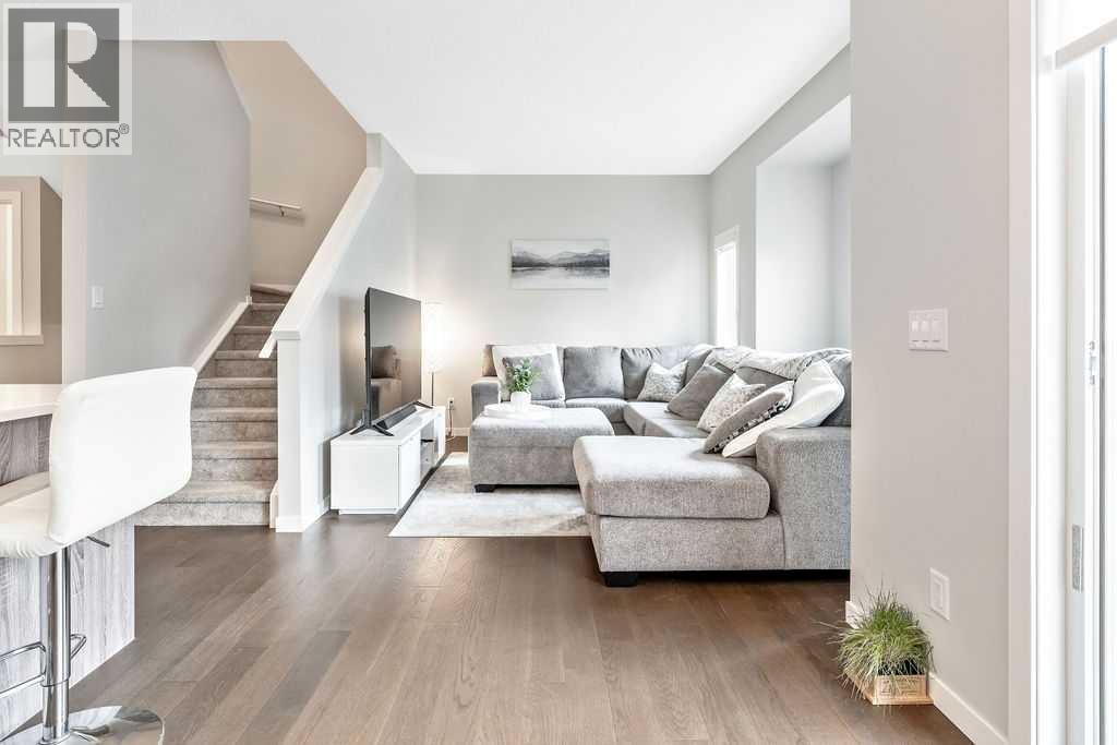 250 Fireside View, Cochrane