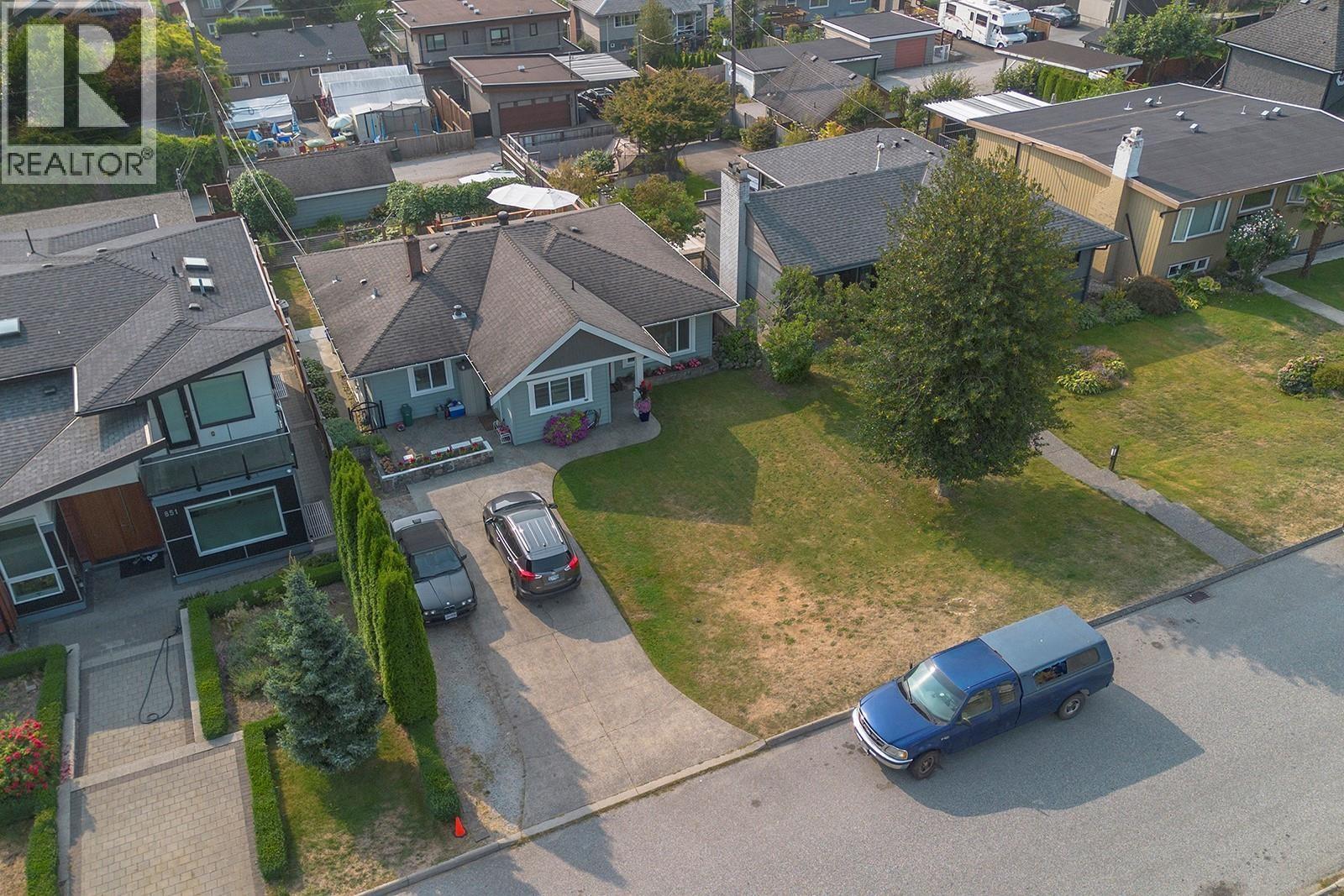 843 WHITCHURCH STREET, North Vancouver