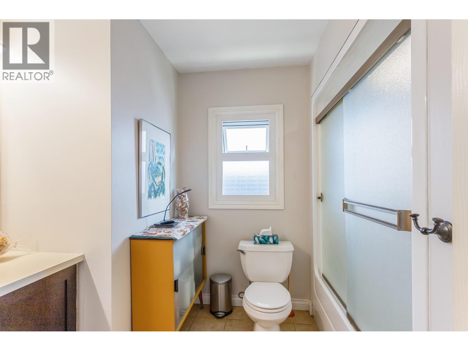 843 WHITCHURCH STREET, North Vancouver