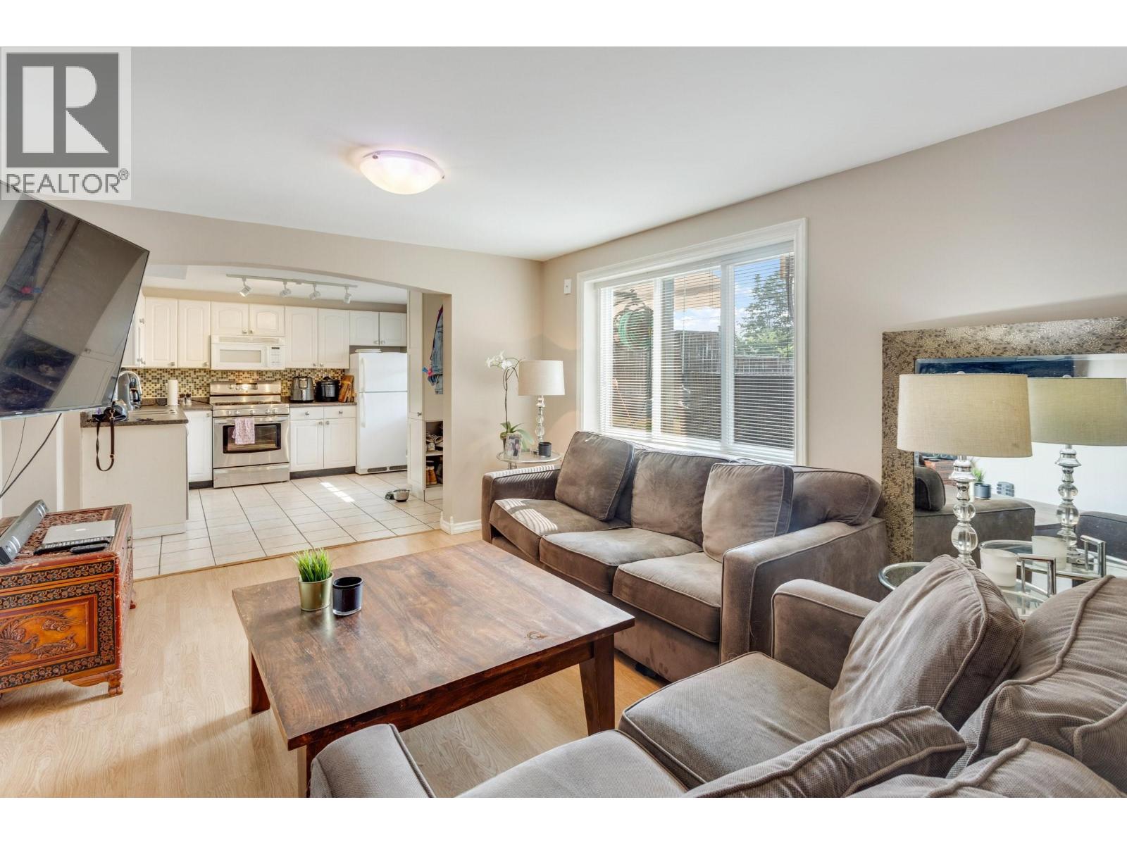 843 WHITCHURCH STREET, North Vancouver