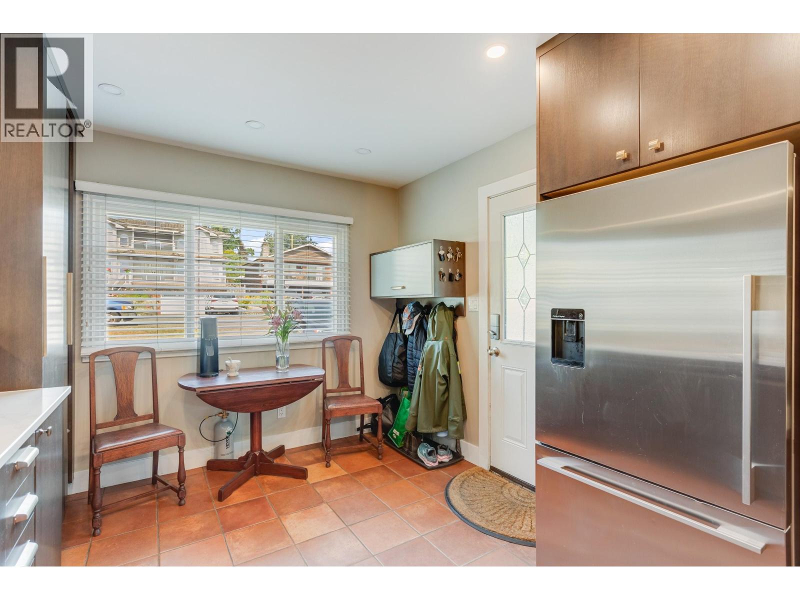 843 WHITCHURCH STREET, North Vancouver