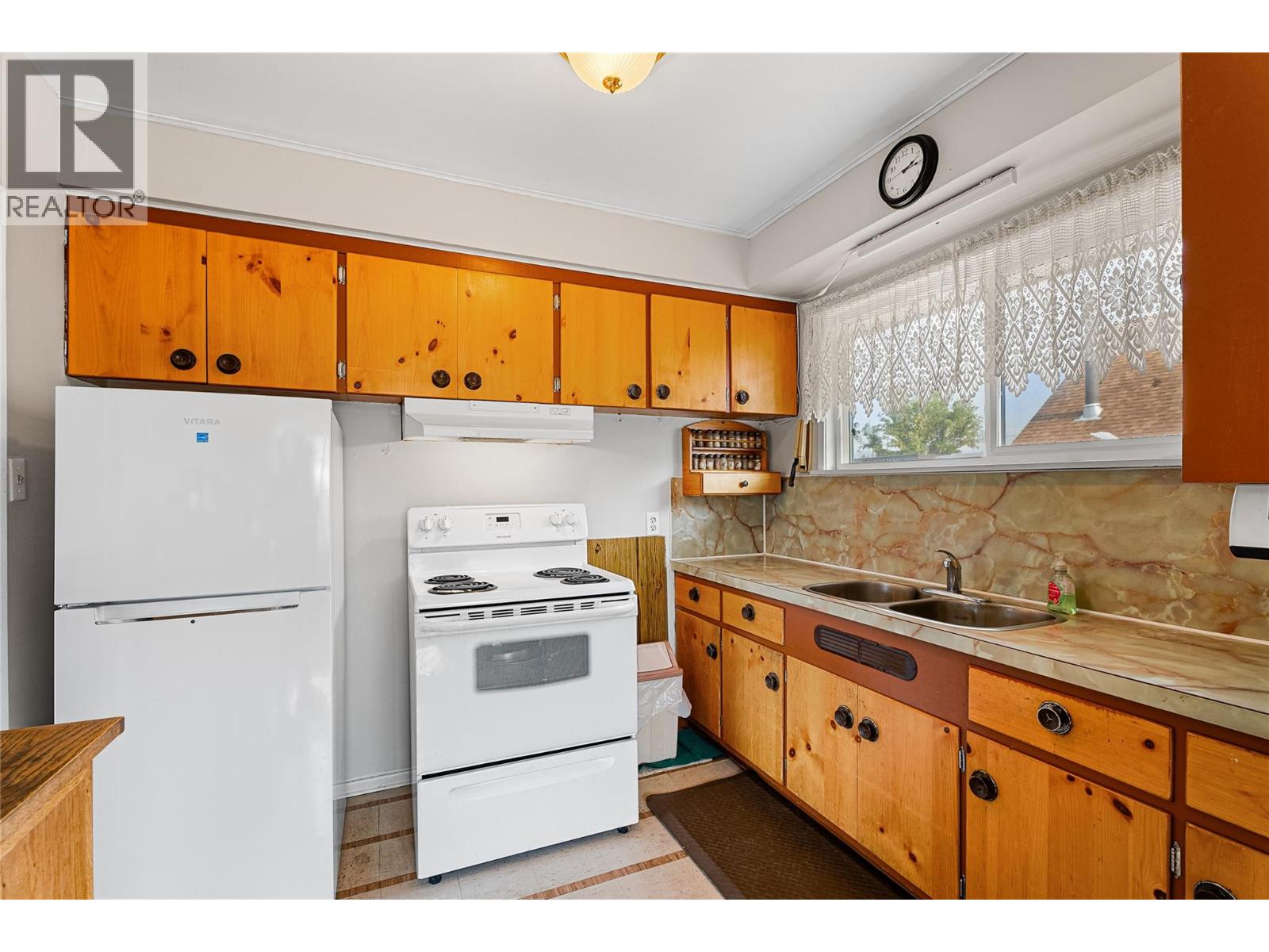 1552 Garcia Street, Merritt