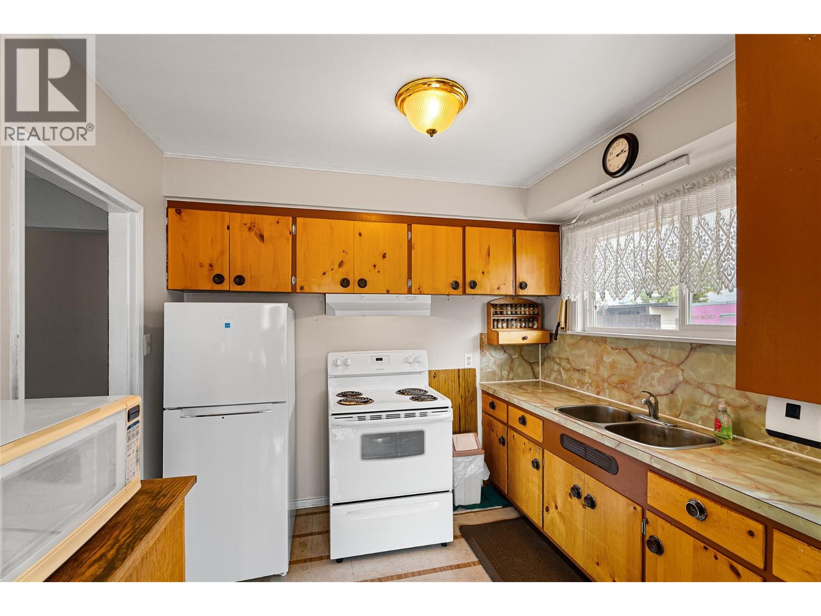 1552 Garcia Street, Merritt