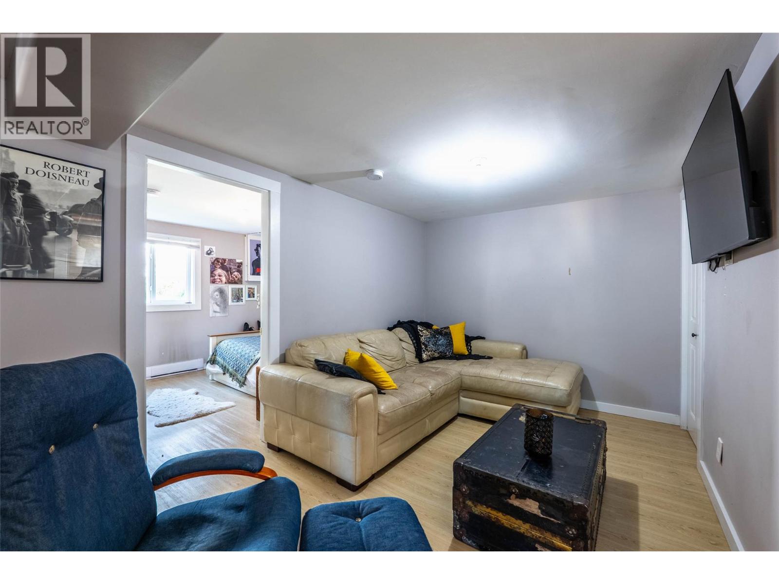 519 ROBSON Street, Nelson