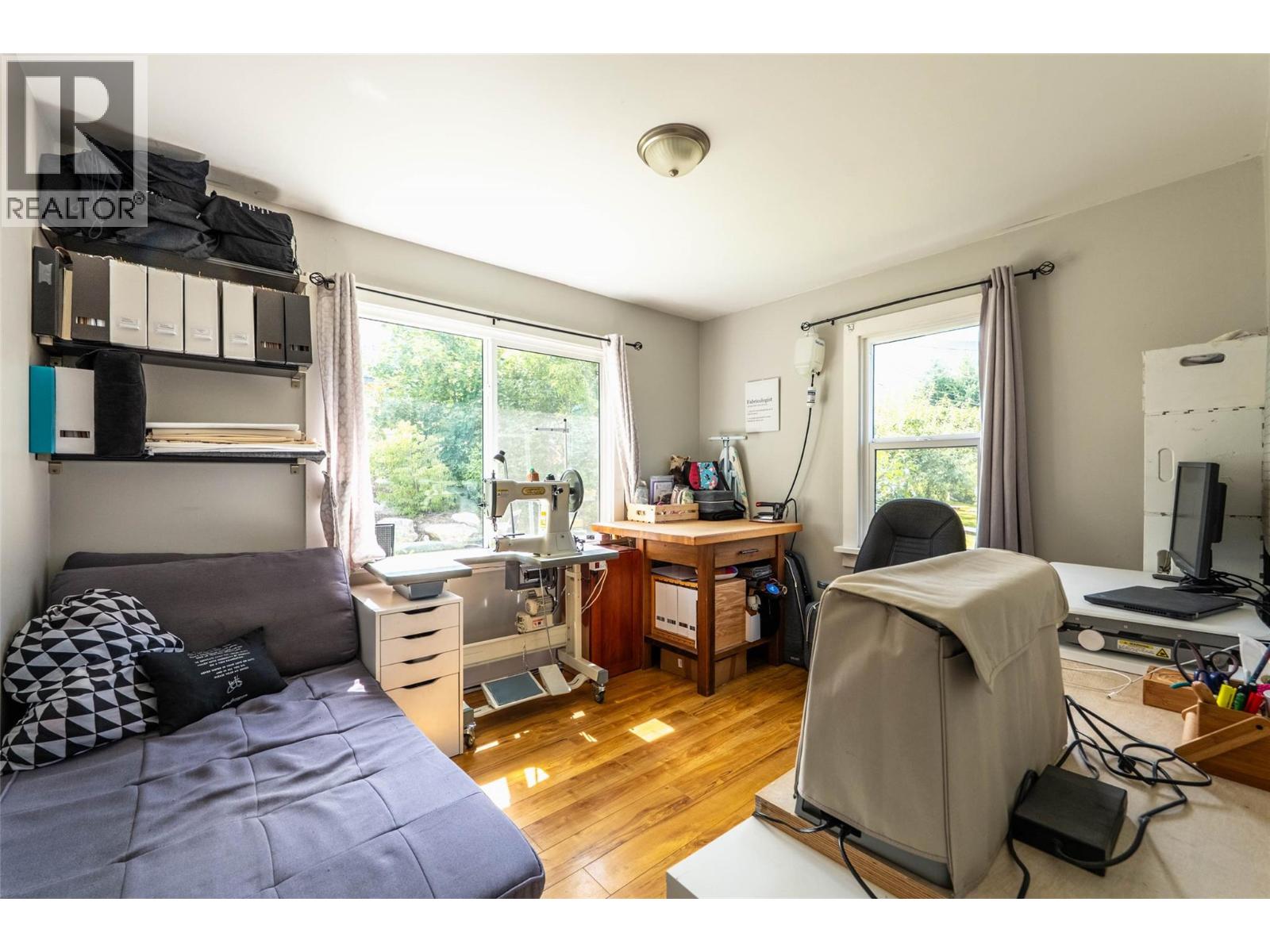 519 ROBSON Street, Nelson