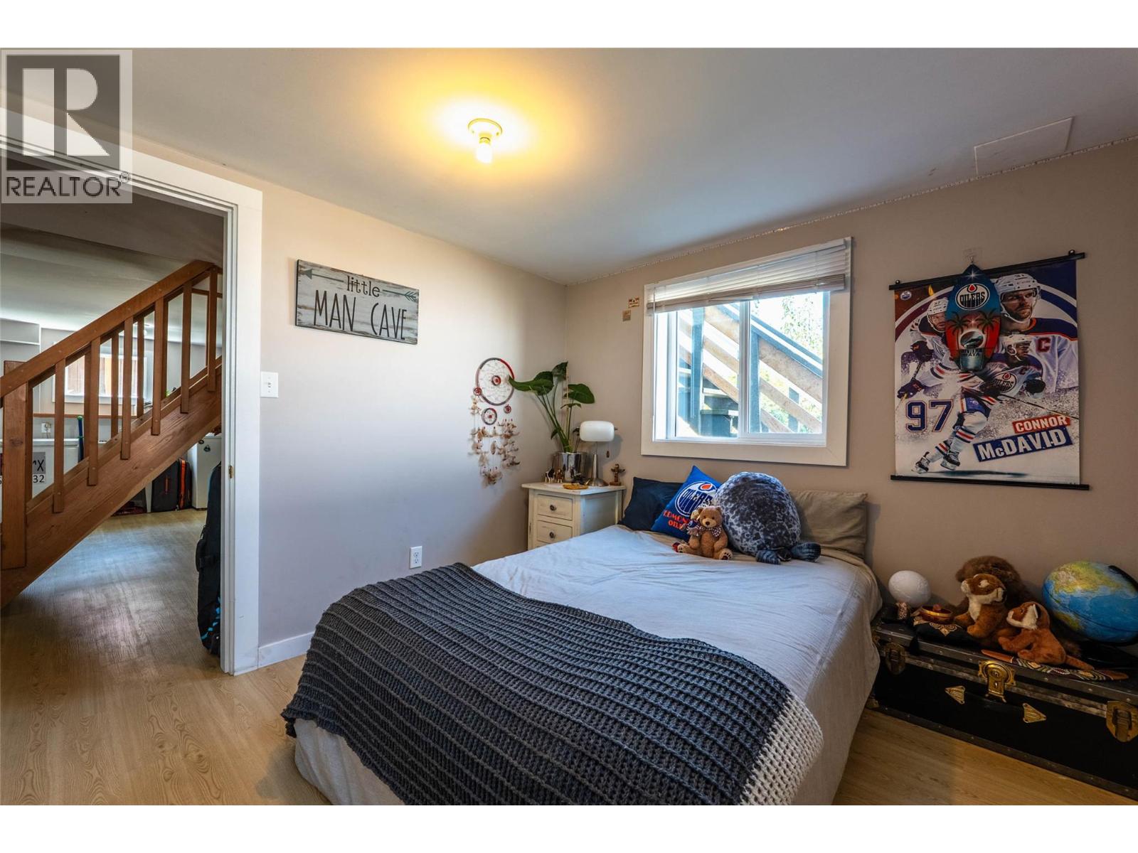 519 ROBSON Street, Nelson