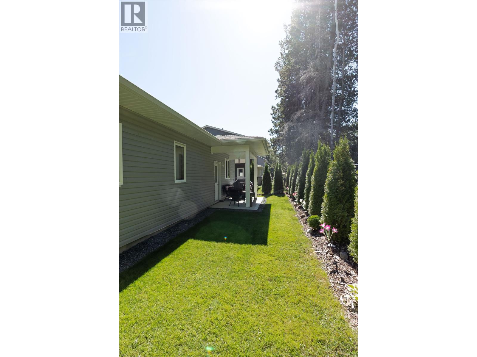 10 4921 HALLIWELL AVENUE, Terrace
