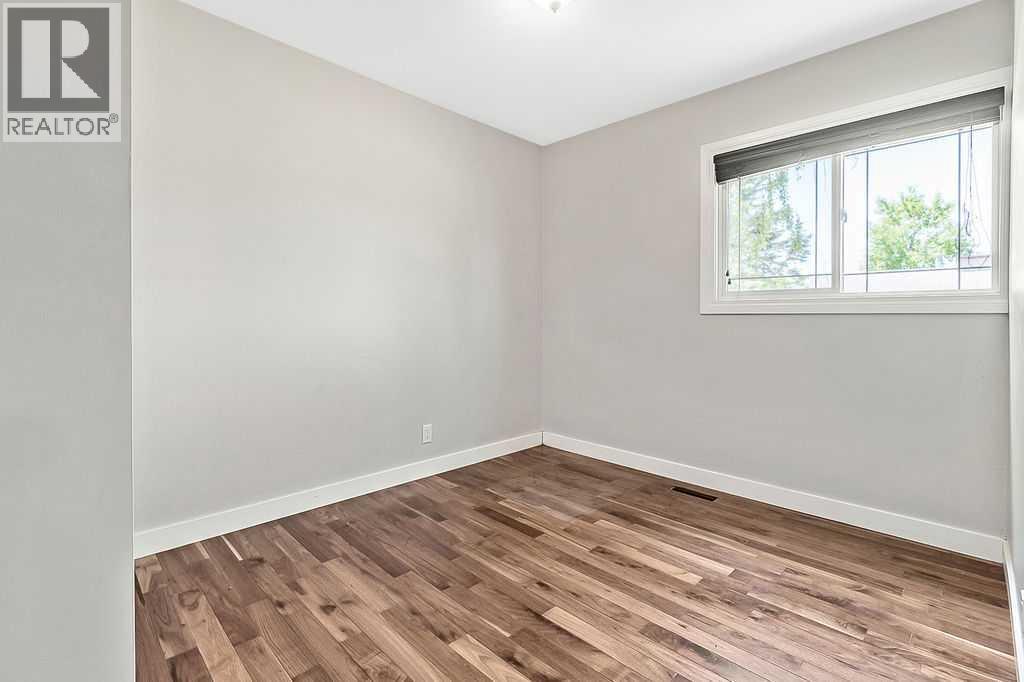 Single Family House Bungalow for Sale in  Olympia Drive SE Ogden Calgary 