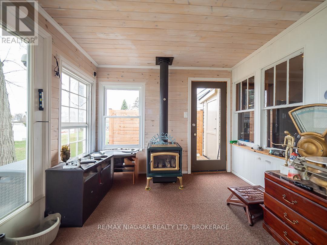 11161 CHURCHILL AVENUE - 8