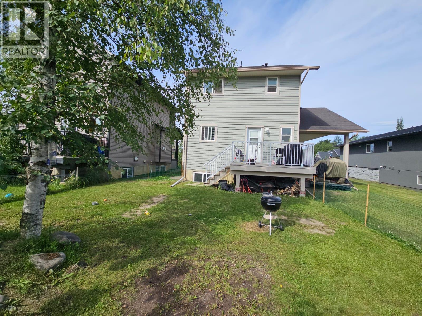 5214 41 Street NE, Chetwynd