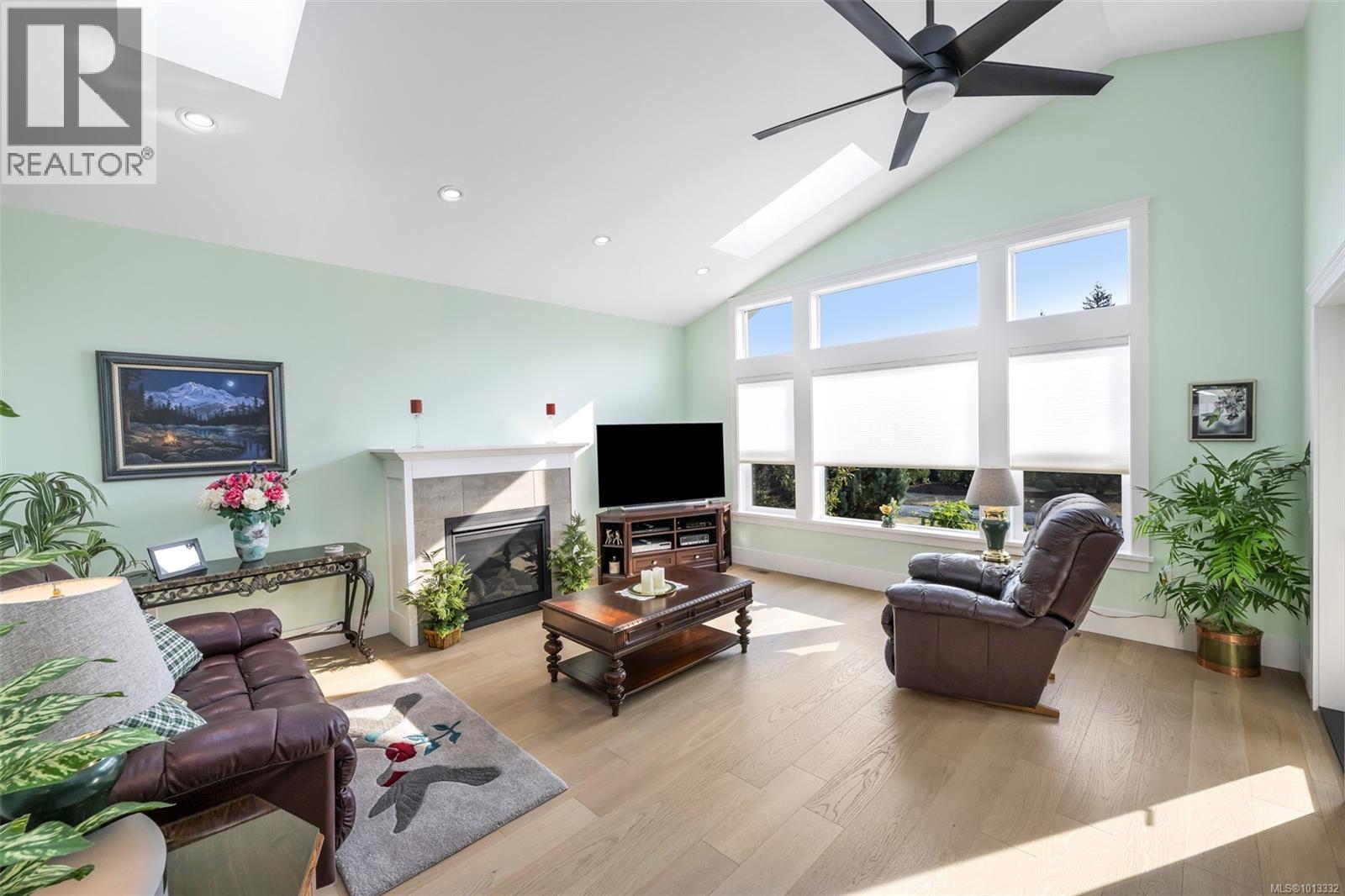 283 Edgewood Cres, Duncan