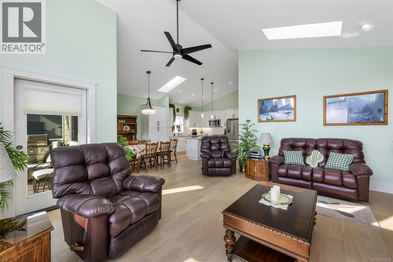 283 Edgewood Cres, Duncan