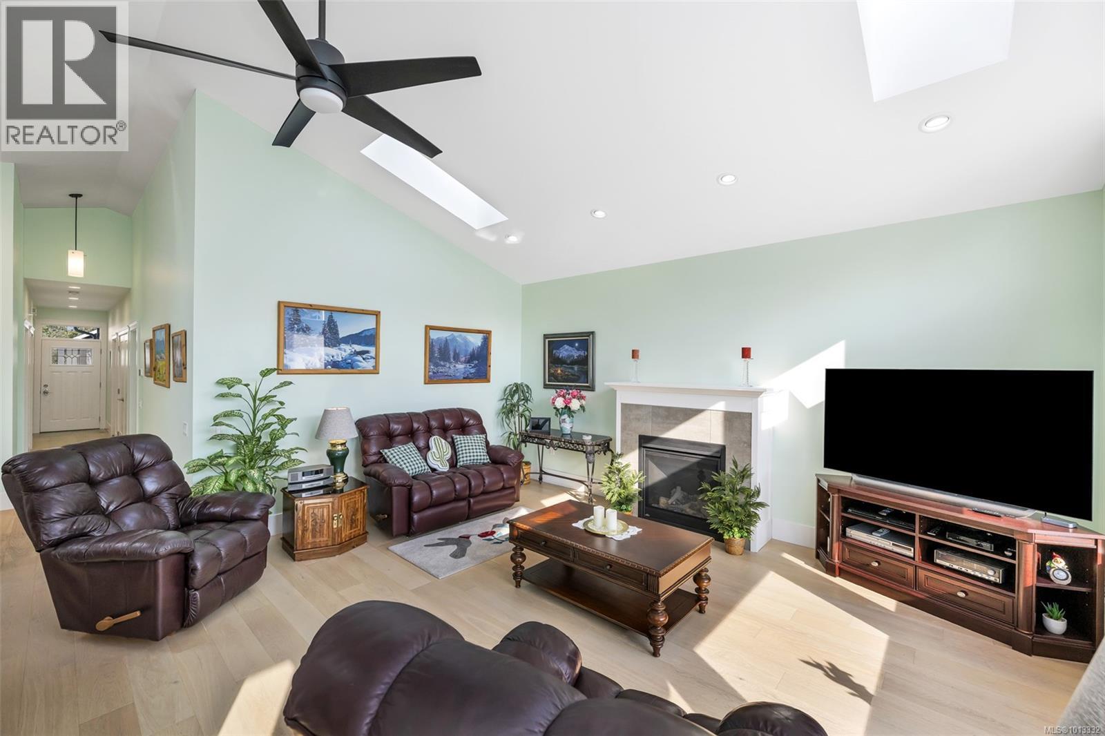 283 Edgewood Cres, Duncan