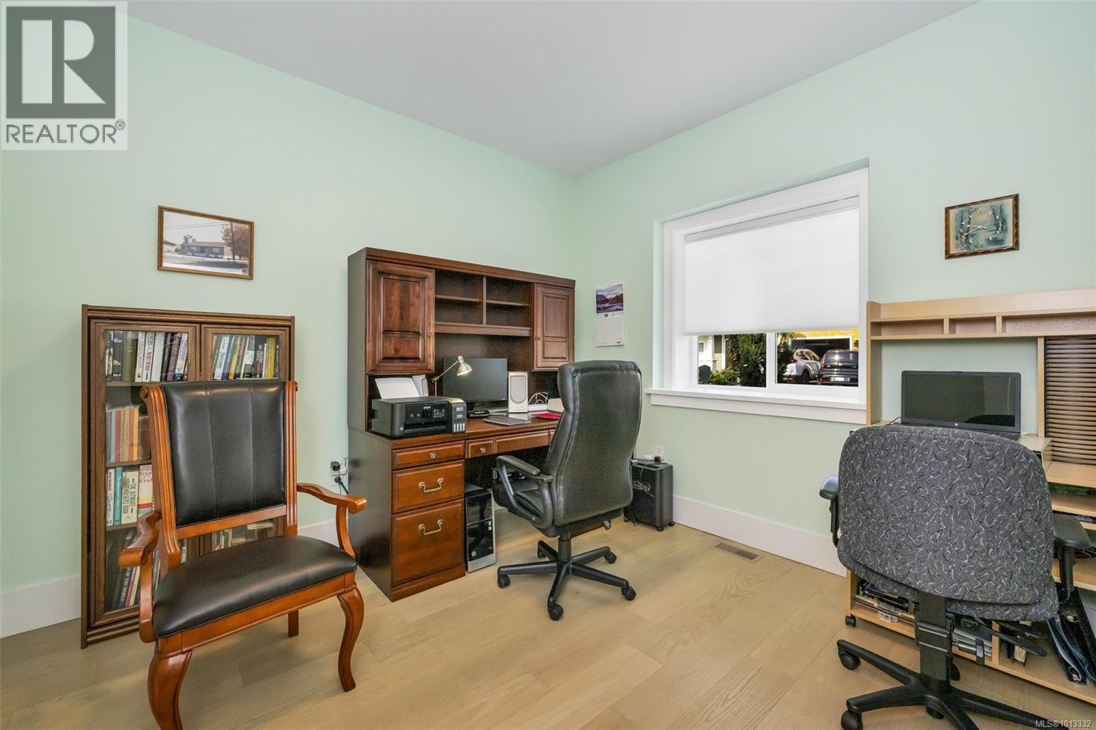 283 Edgewood Cres, Duncan