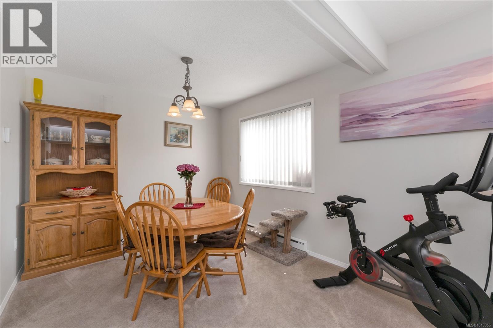 920 Agnes St, Esquimalt