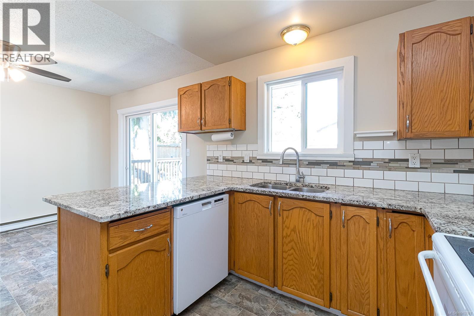  7840 Wallace Drive, Central Saanich