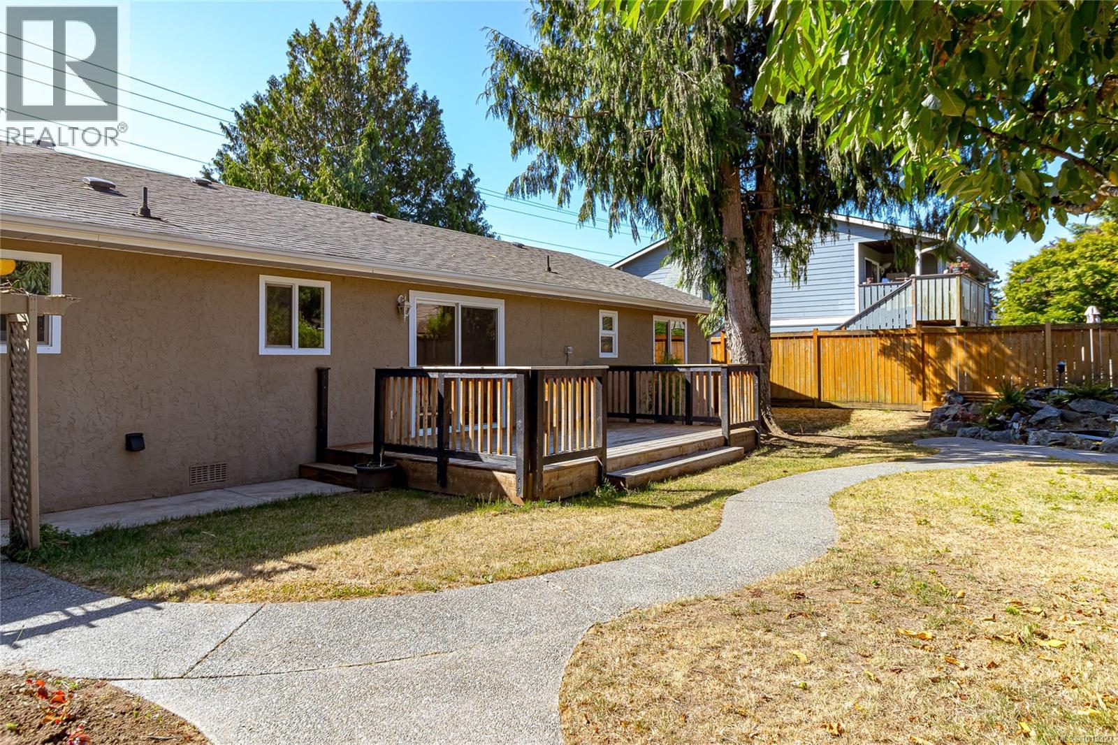  7840 Wallace Drive, Central Saanich