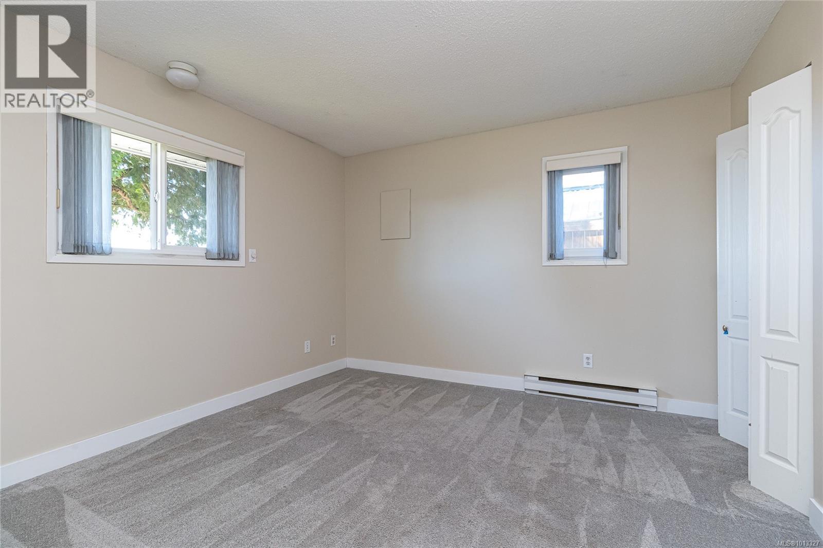  7840 Wallace Drive, Central Saanich