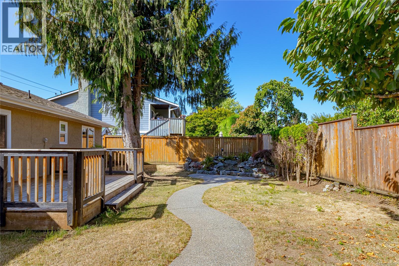  7840 Wallace Drive, Central Saanich