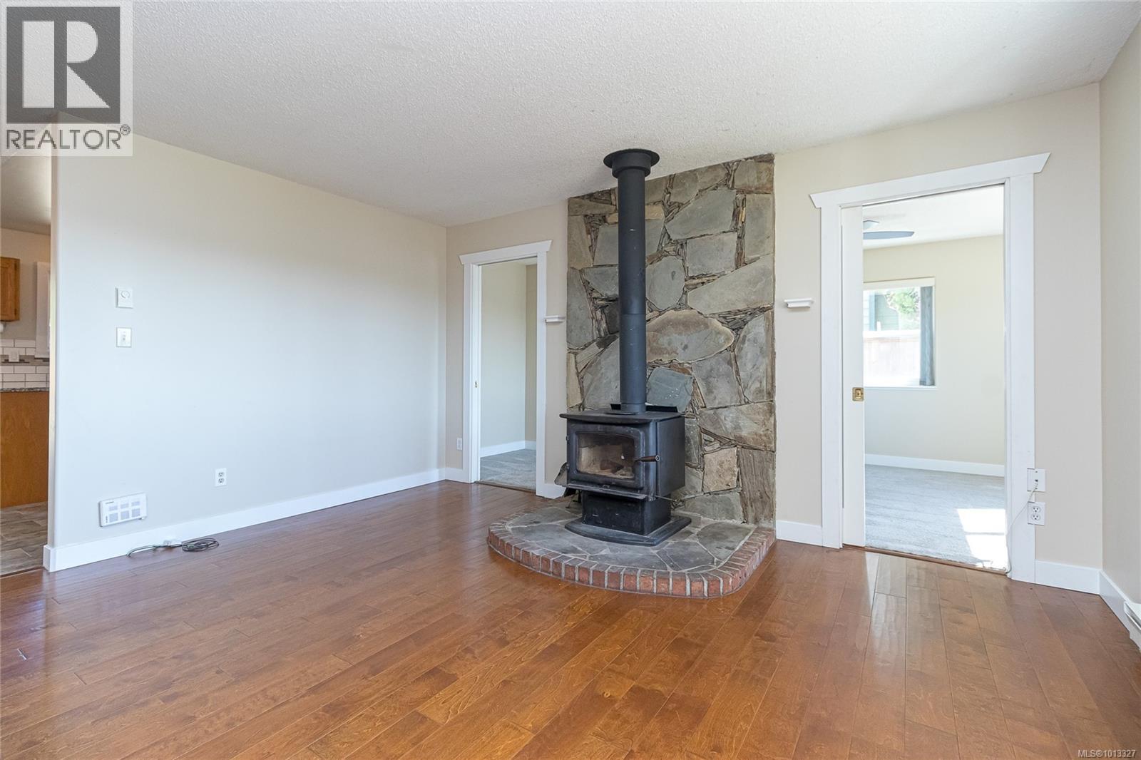 7840 Wallace Drive, Central Saanich