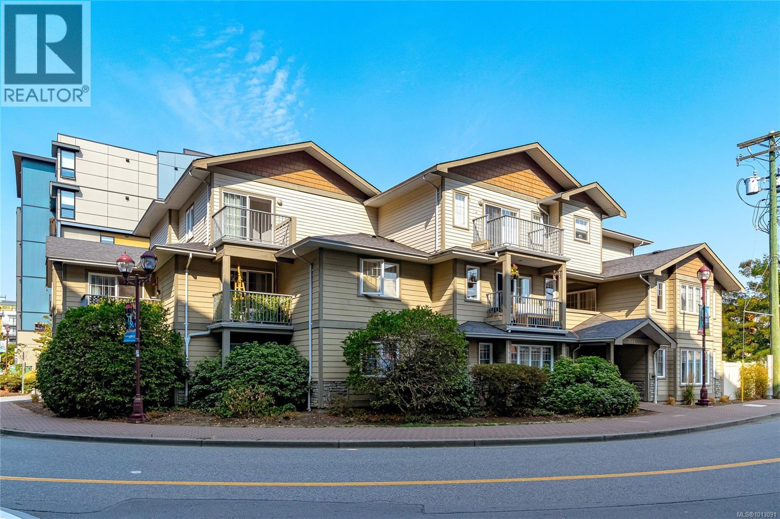 203 2844 Bryn Maur Road, Langford