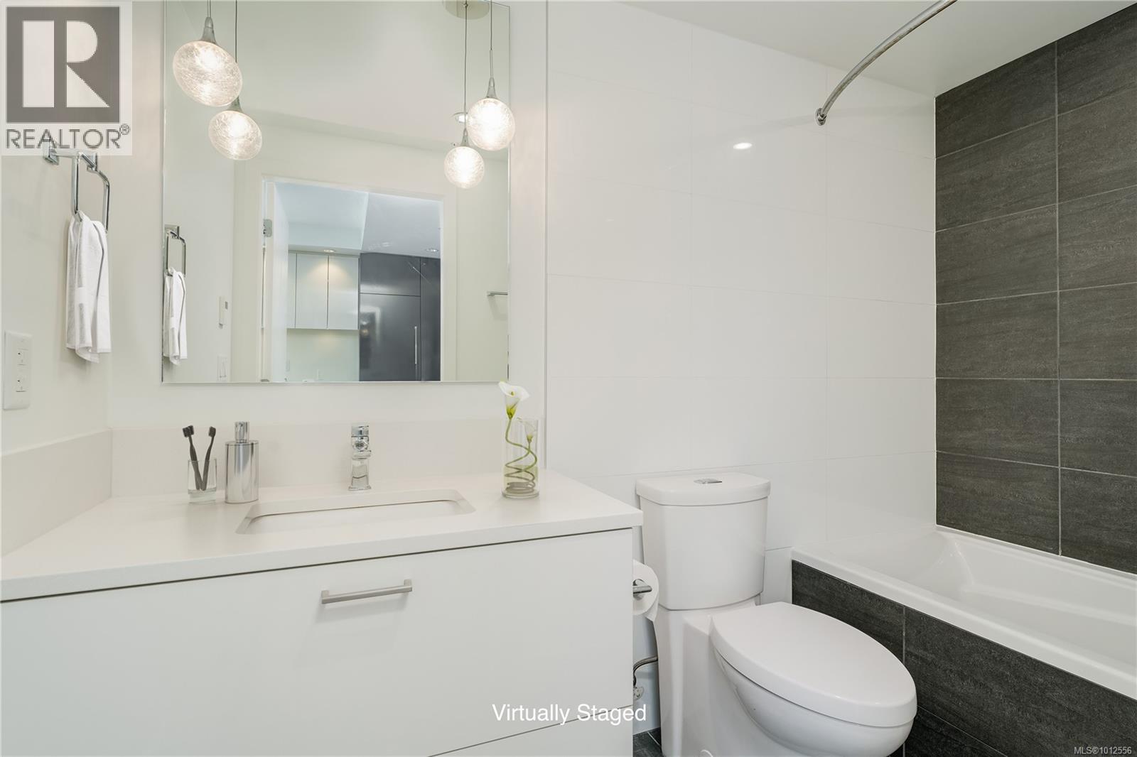 405 838 Broughton St, Victoria