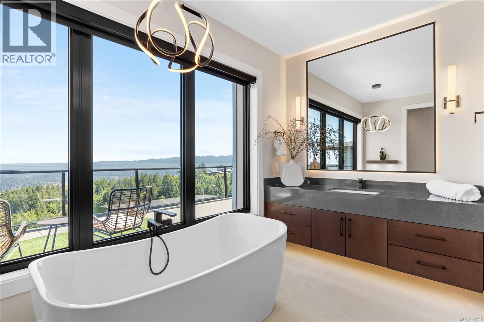  2189 Navigators Rise, Langford