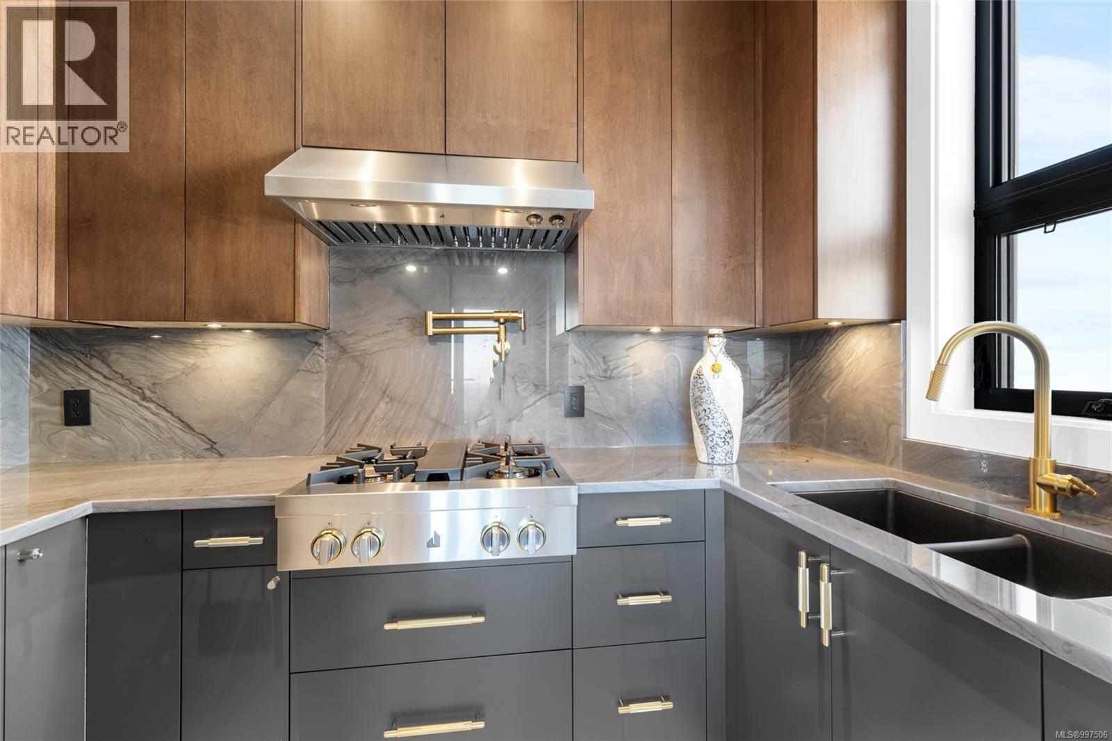  2189 Navigators Rise, Langford