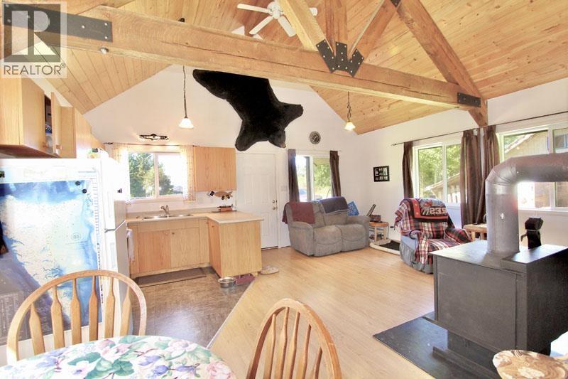 1514 BURGESS AVENUE - 5