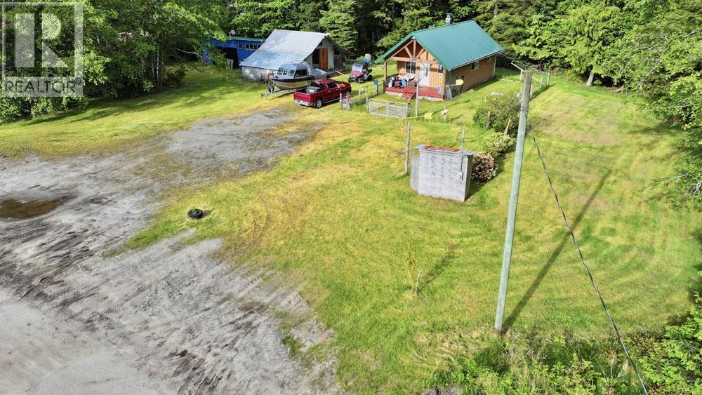 1514 BURGESS AVENUE - 21