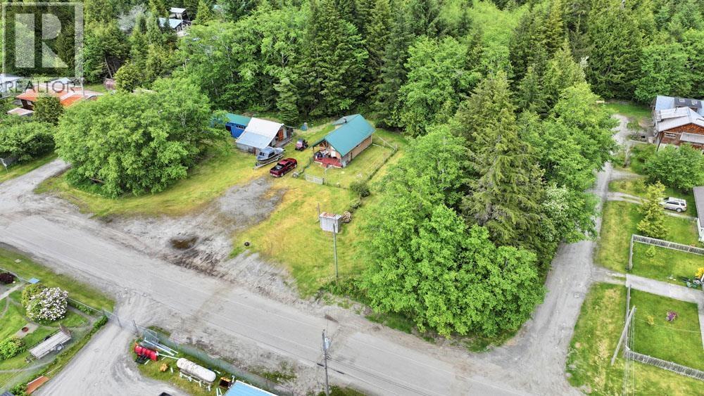 1514 BURGESS AVENUE - 18