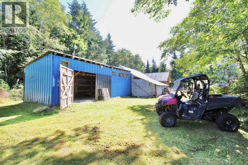 1514 BURGESS AVENUE - 26