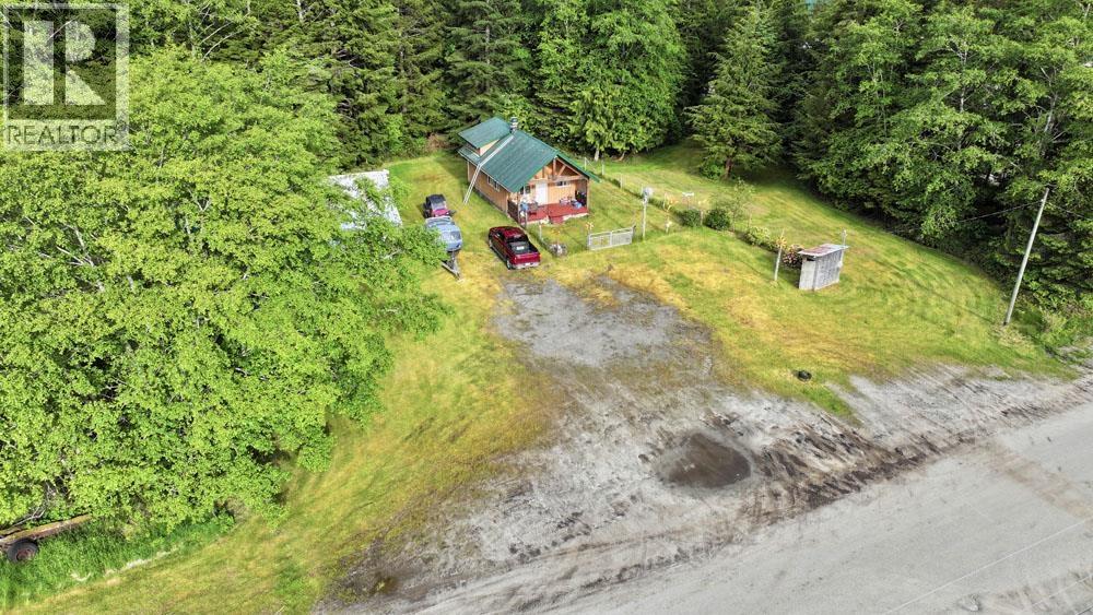 1514 BURGESS AVENUE - 20
