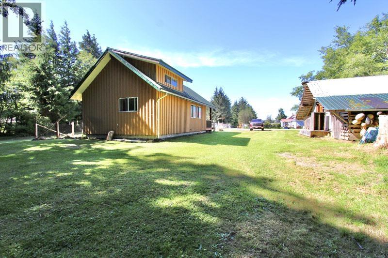 1514 BURGESS AVENUE - 32