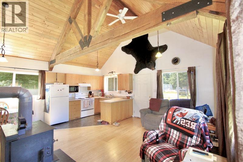 1514 BURGESS AVENUE - 4