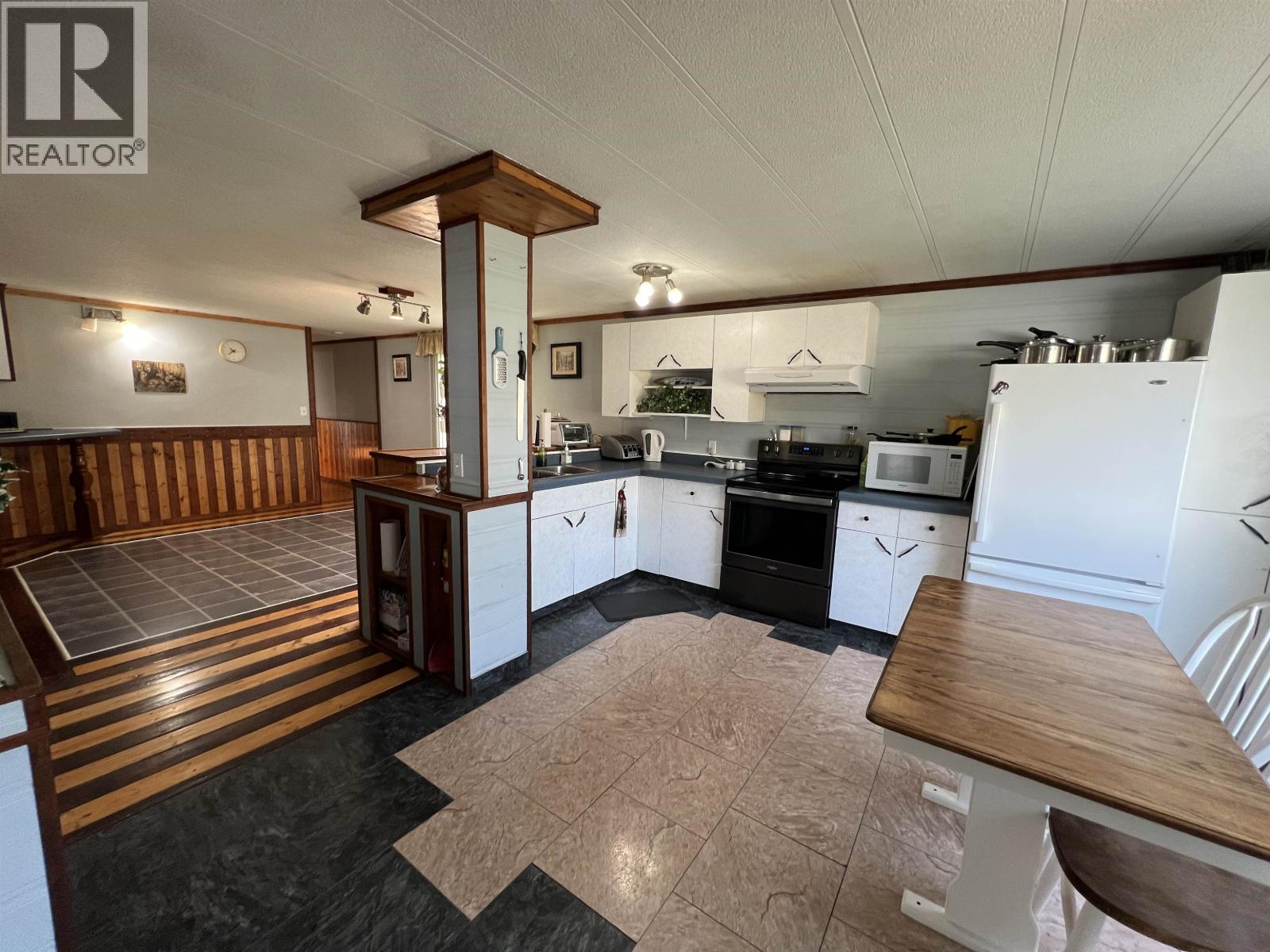 5316 42 STREET, Fort Nelson