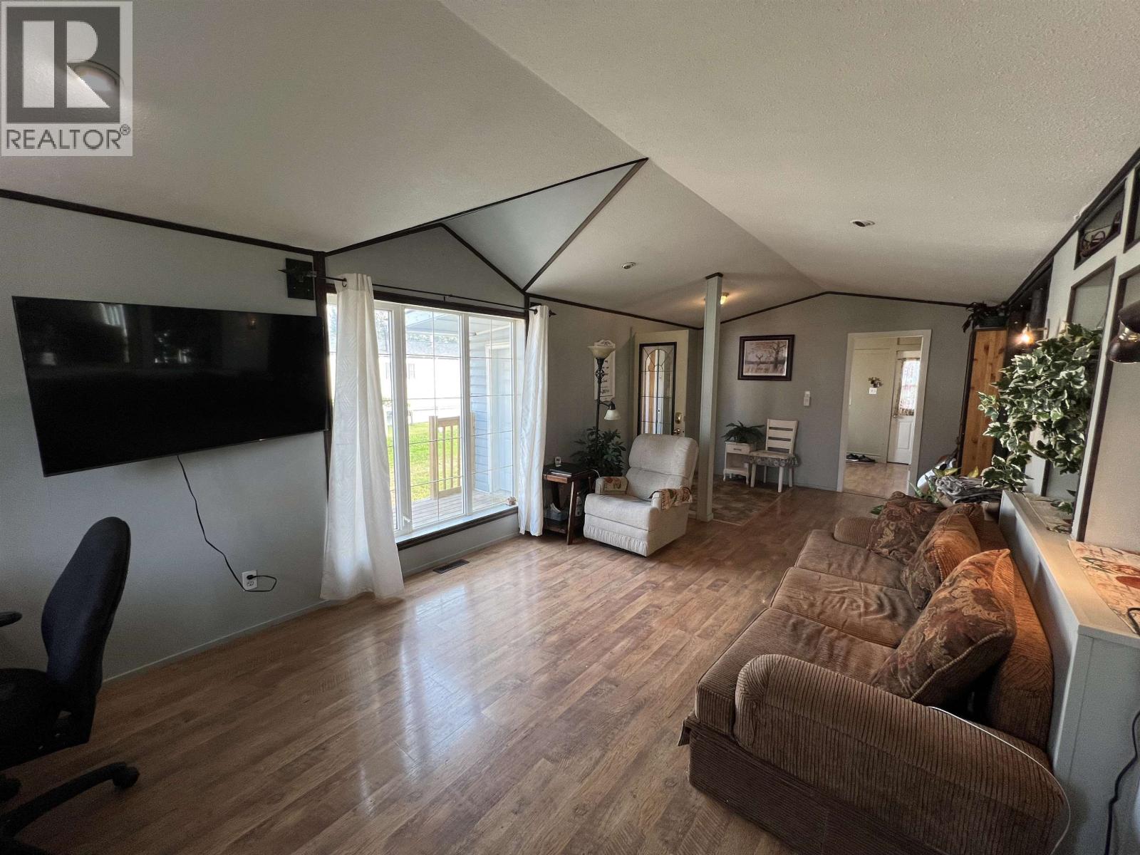 5316 42 STREET, Fort Nelson