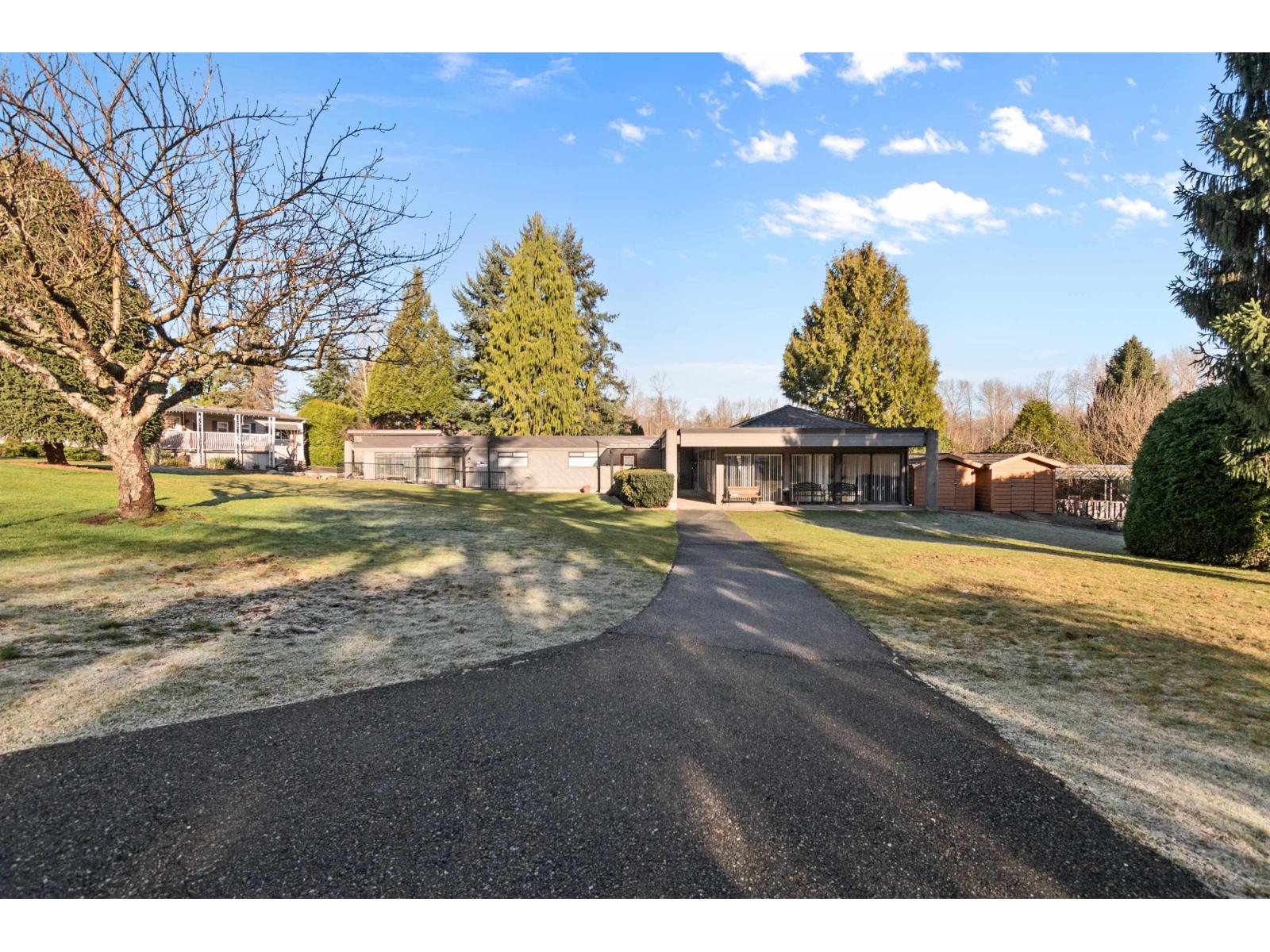 58 8220 KING GEORGE BOULEVARD, Surrey