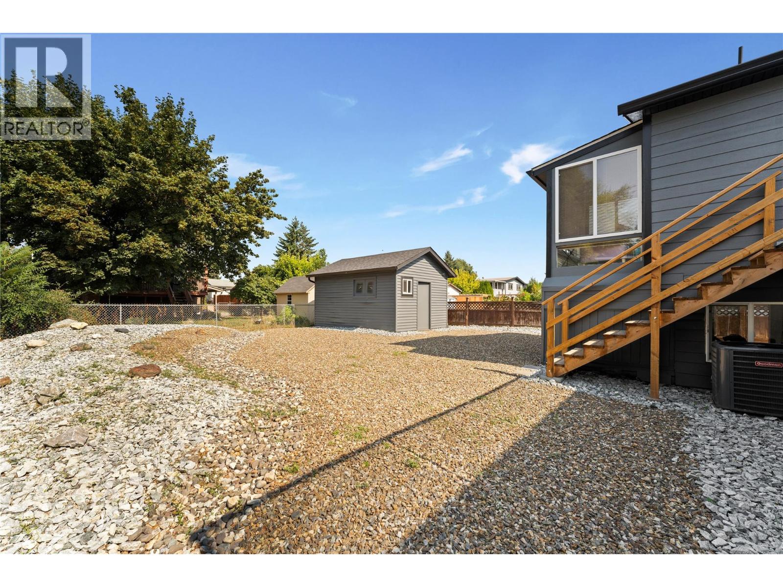  950 Raymer Avenue, Kelowna