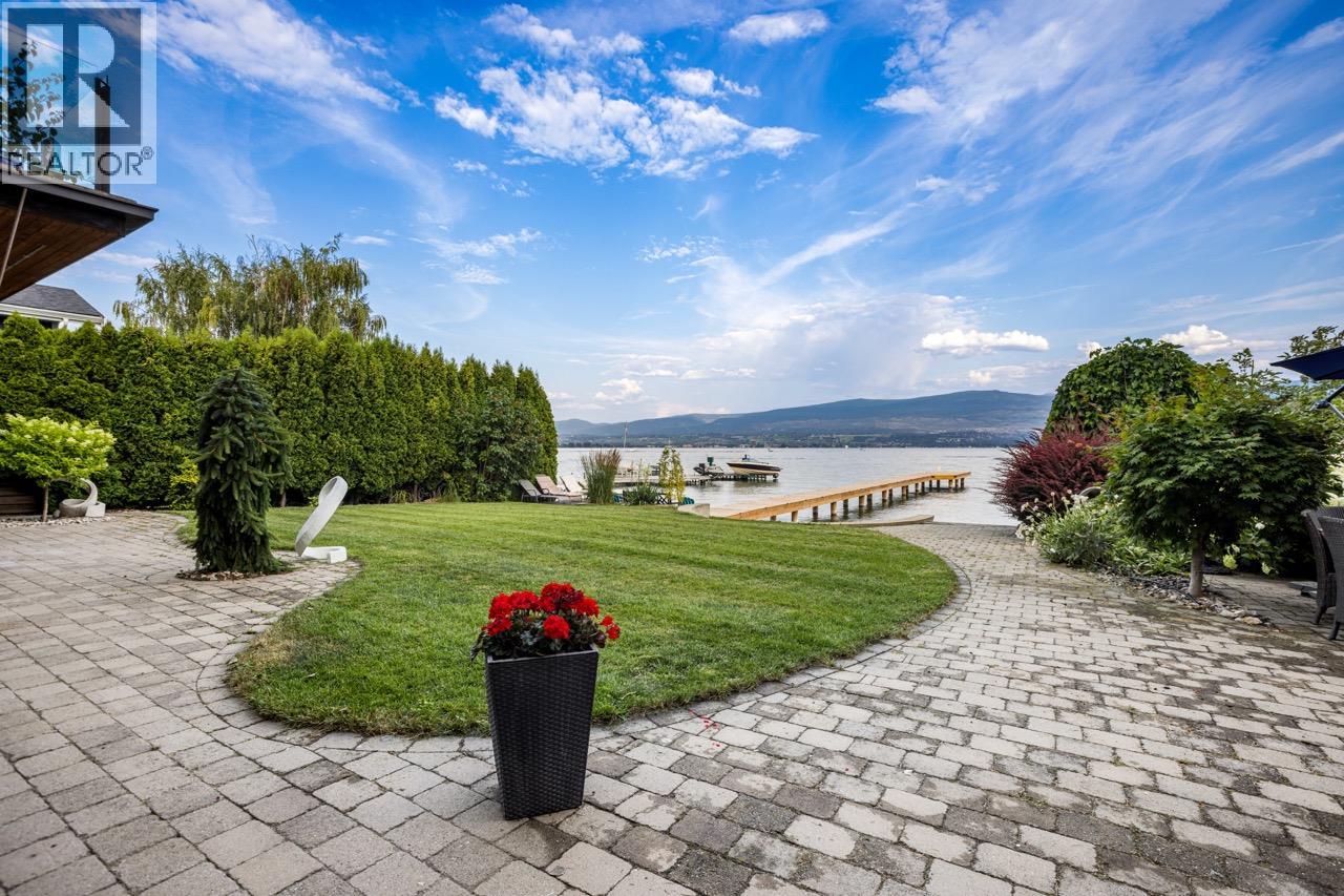  2737 Casa Loma Road, West Kelowna
