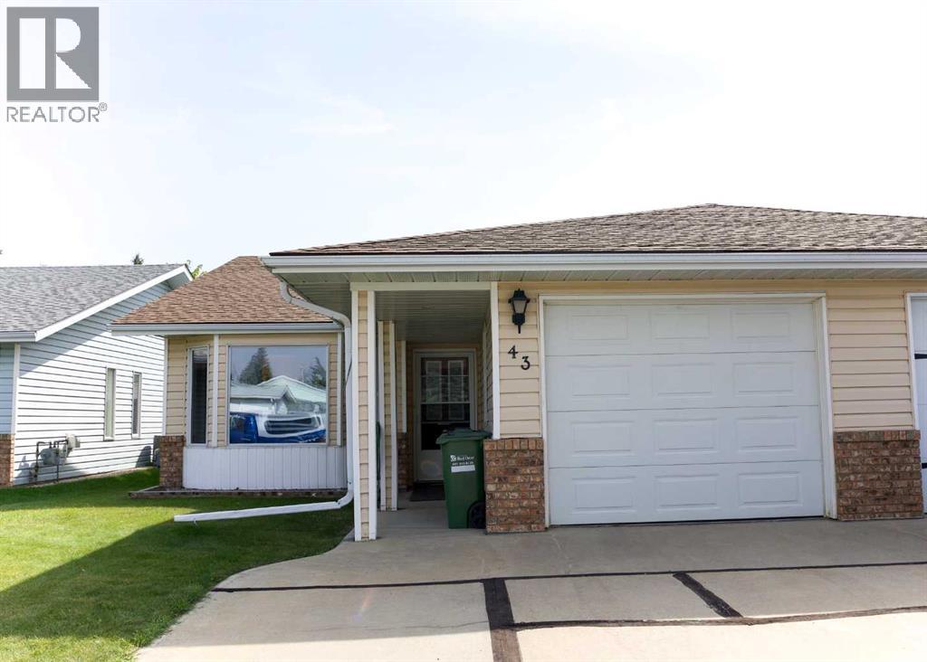 43 Ellis Street North, Red Deer