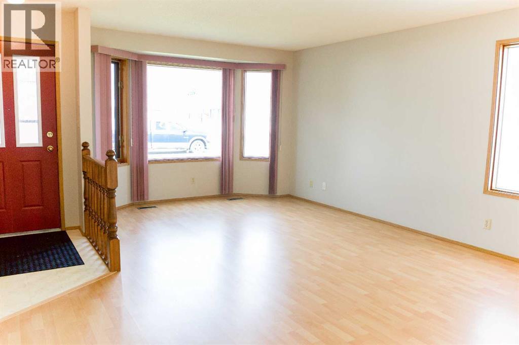 43 Ellis Street North, Red Deer
